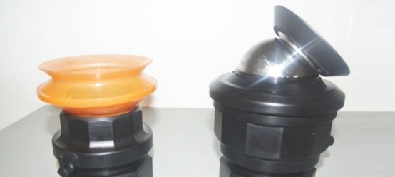 FlexRAM Head Software-supported FLEXram Heads to hold unhandy workpieces with vacuum